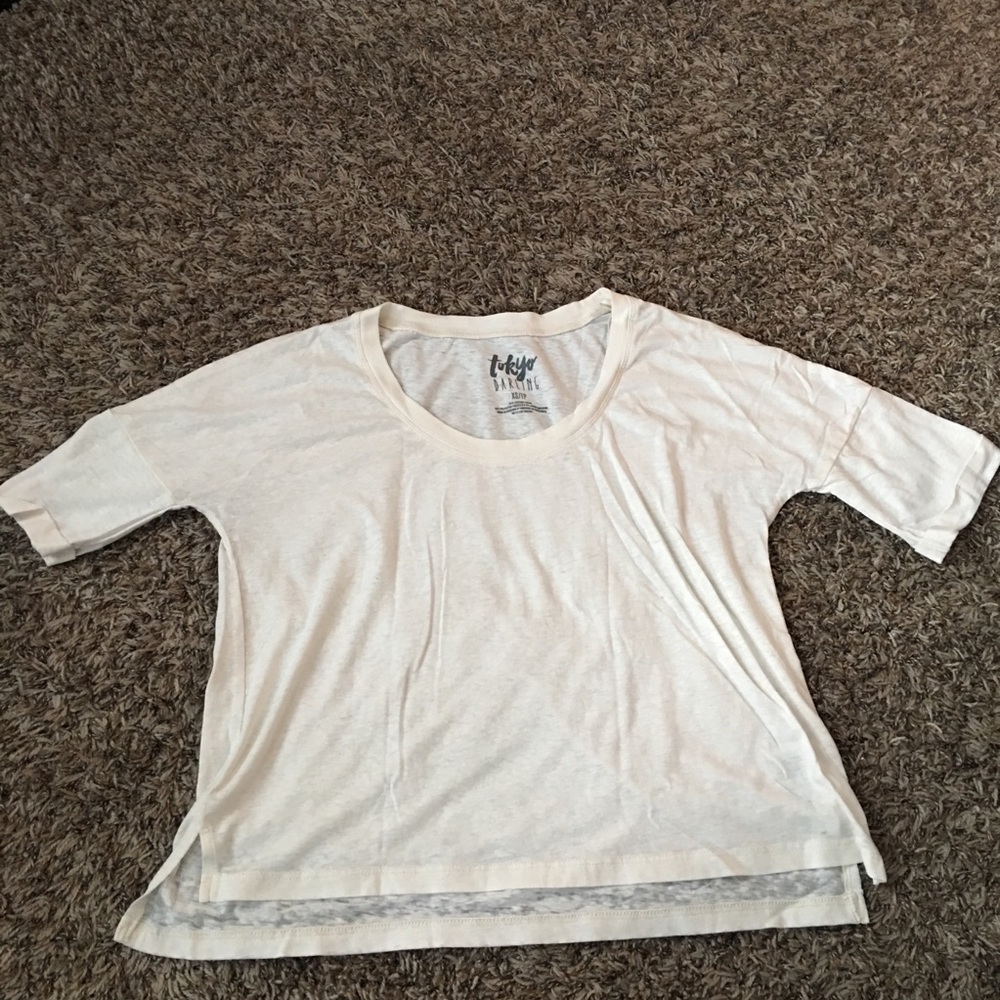 3/$12💜White T-shirt